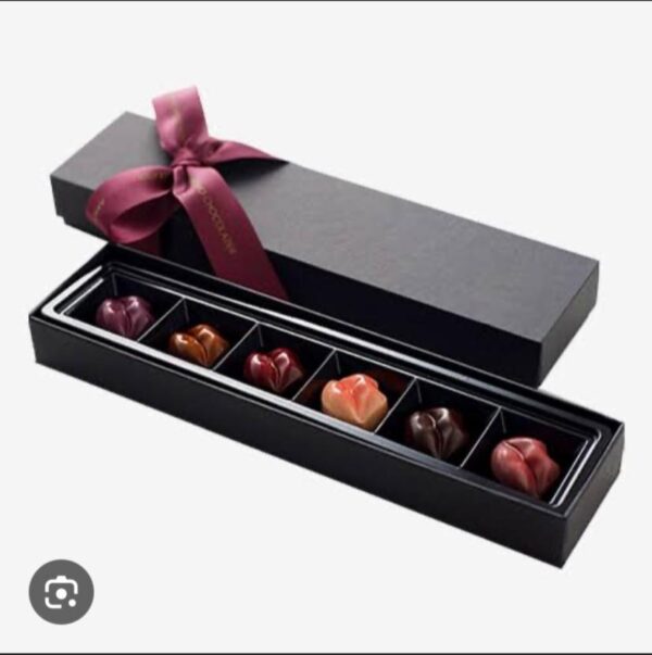 Keemahs-Lipsy-Gift-Box-Chocolate-Zumafind